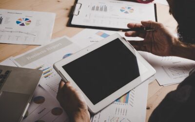 Conversación Interna y Percepción Externa: Estrategias de Monitorización Integrada en 2025